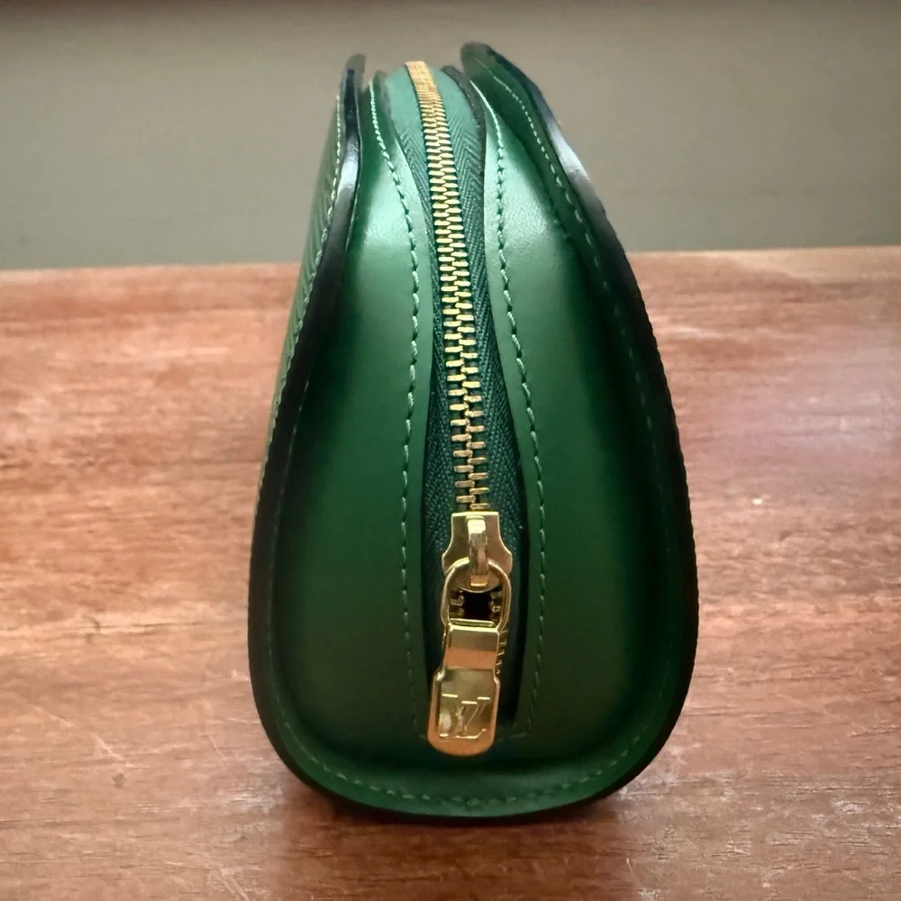 Louis Vuitton Epi Green Dauphine Cosmetic Pouch - Picture 3 of 6